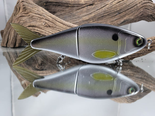 The Influencer Shad Style Glidebait - Threadfin Shad - Clyde's Cranks